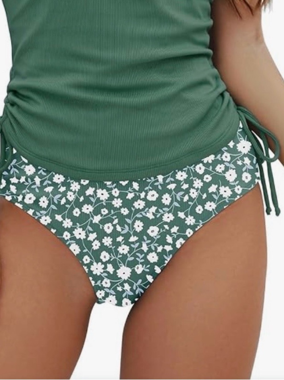 Women’s Floral Print Bikini Hipster Bottoms. Green Floral. Size Small.